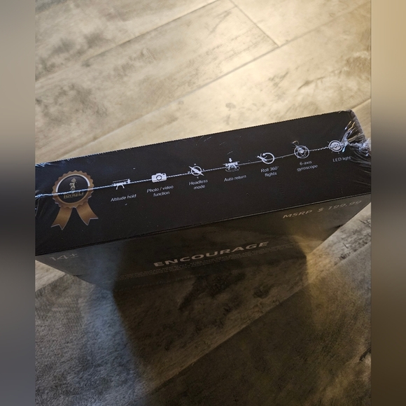 NEW 2.4G Remote Control Foldable Drone - Picture 3 of 5